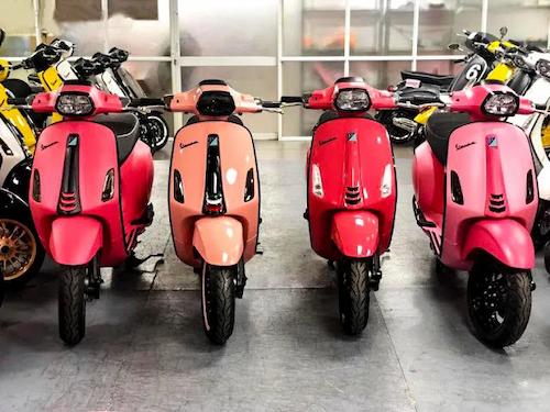 Vespa hồng phối đẹp, sơn vespa màu hồng tùy chỉnh